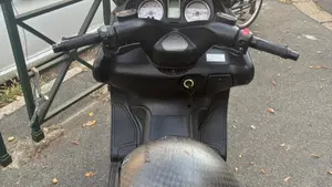Yamaha T-Max 500 (2004 - 07)  (4)