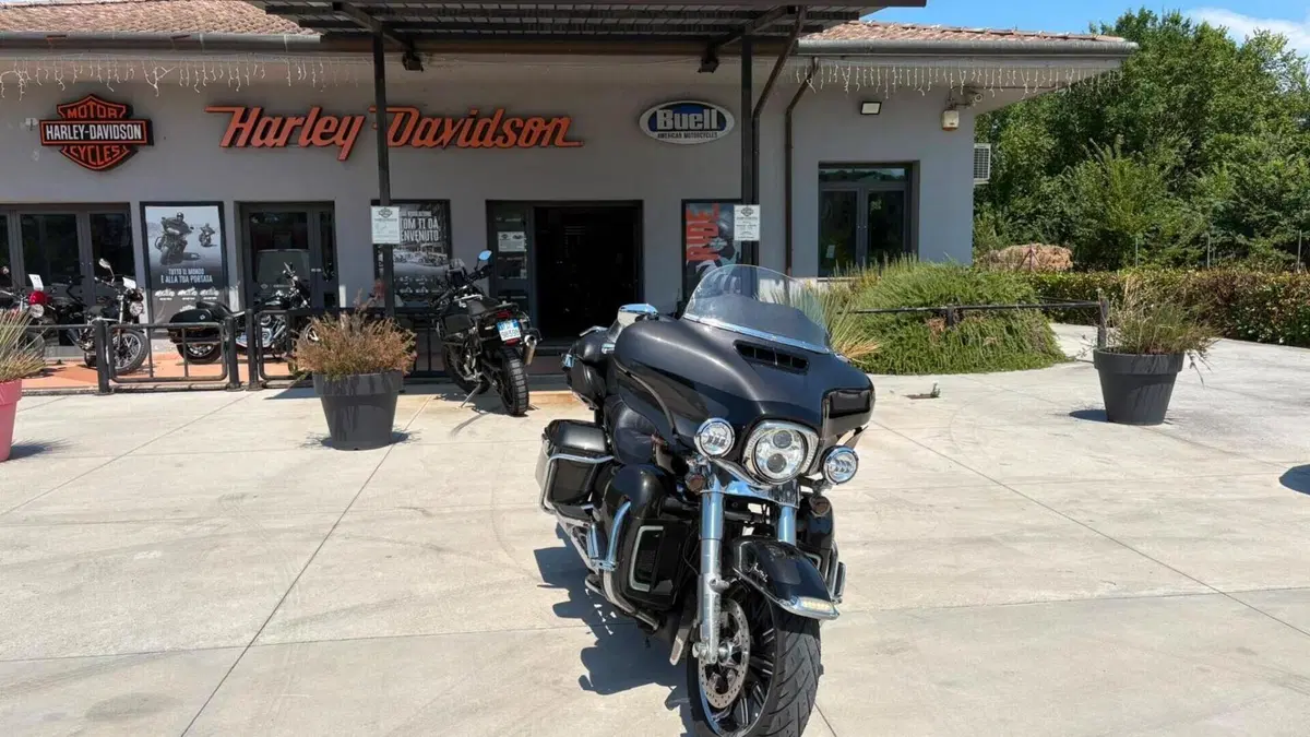Harley-Davidson 114 Electra Glide Ultra Limited (2019) - FLHTK  (2)