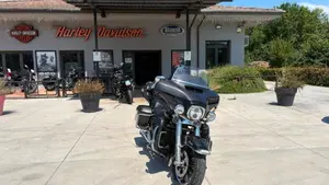Harley-Davidson 114 Electra Glide Ultra Limited (2019) - FLHTK  (2)