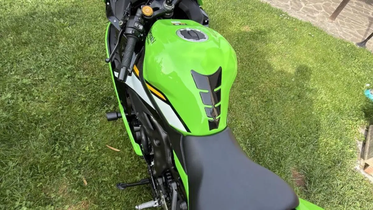 Kawasaki Ninja ZX-4RR (2024 - 26)  (4)
