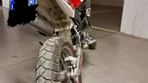 Husqvarna SM 610 (2008)  (7)