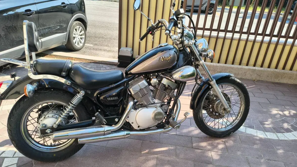 Yamaha XV 125 S Virago  (5)