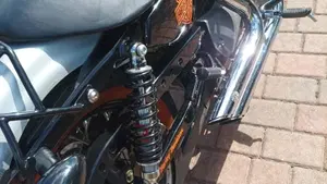 Harley-Davidson 883 (2008 - 09) - XL  (9)