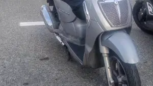 Aprilia Scarabeo 200 i.e. (2009 - 11) 