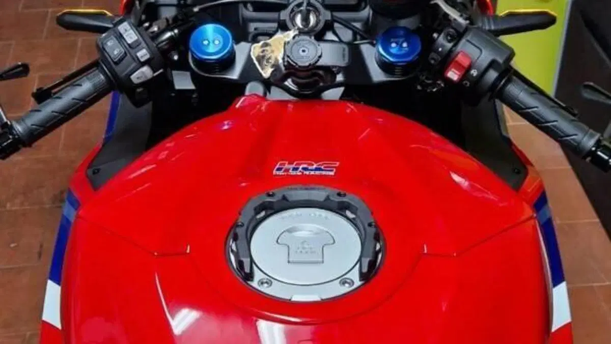 Honda CBR 600 RR (2024 - 26)  (5)
