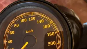 Harley-Davidson 1200 Forty-Eight (2010 - 15)  (9)