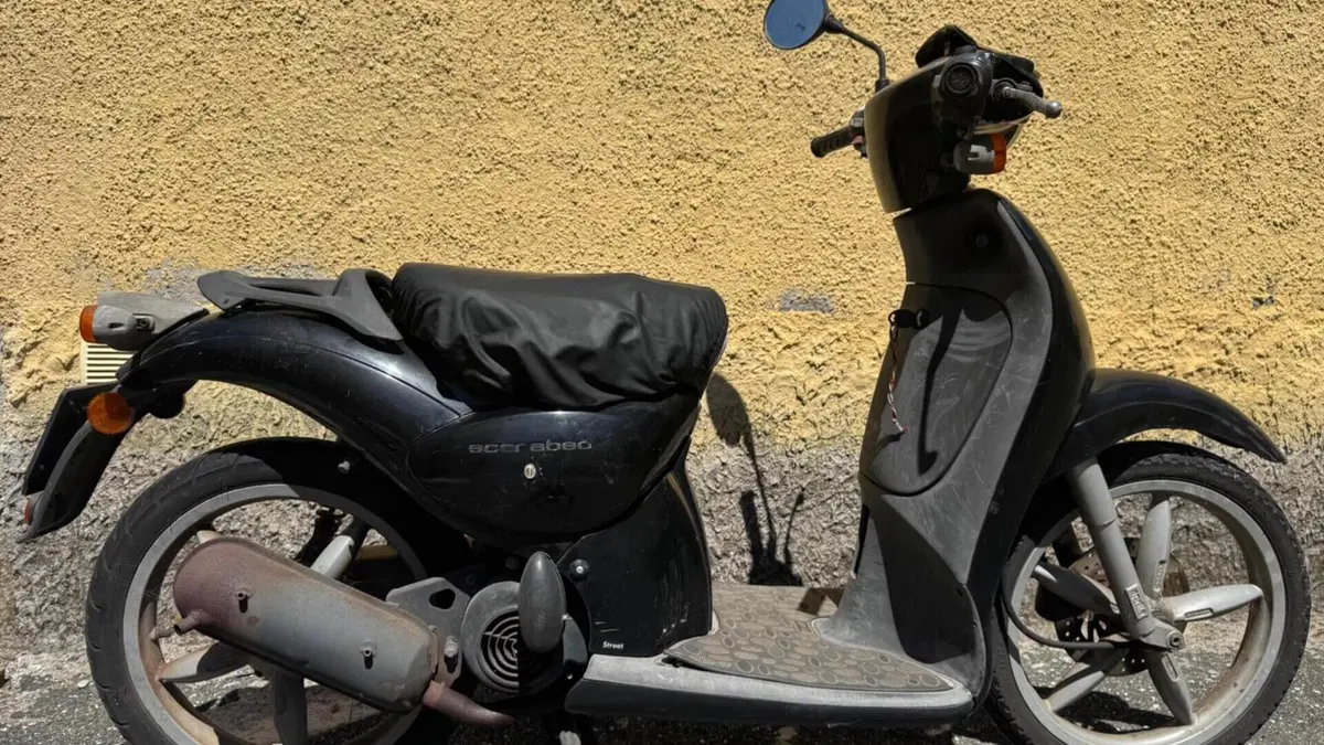 Aprilia Scarabeo 50 (2004 - 06) 