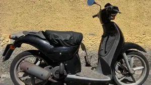 Aprilia Scarabeo 50 (2004 - 06) 