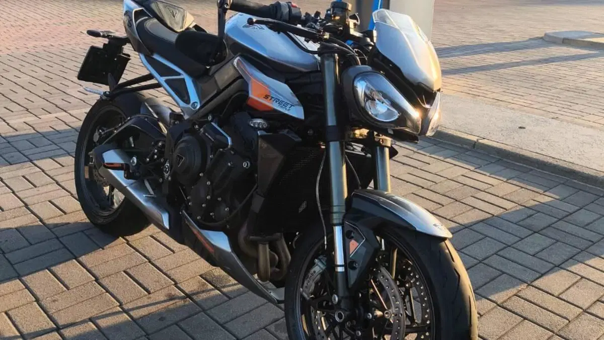 Triumph Street Triple 765 RS (2023 - 26) 