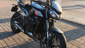 Triumph Street Triple 765 RS (2023 - 26) usata
