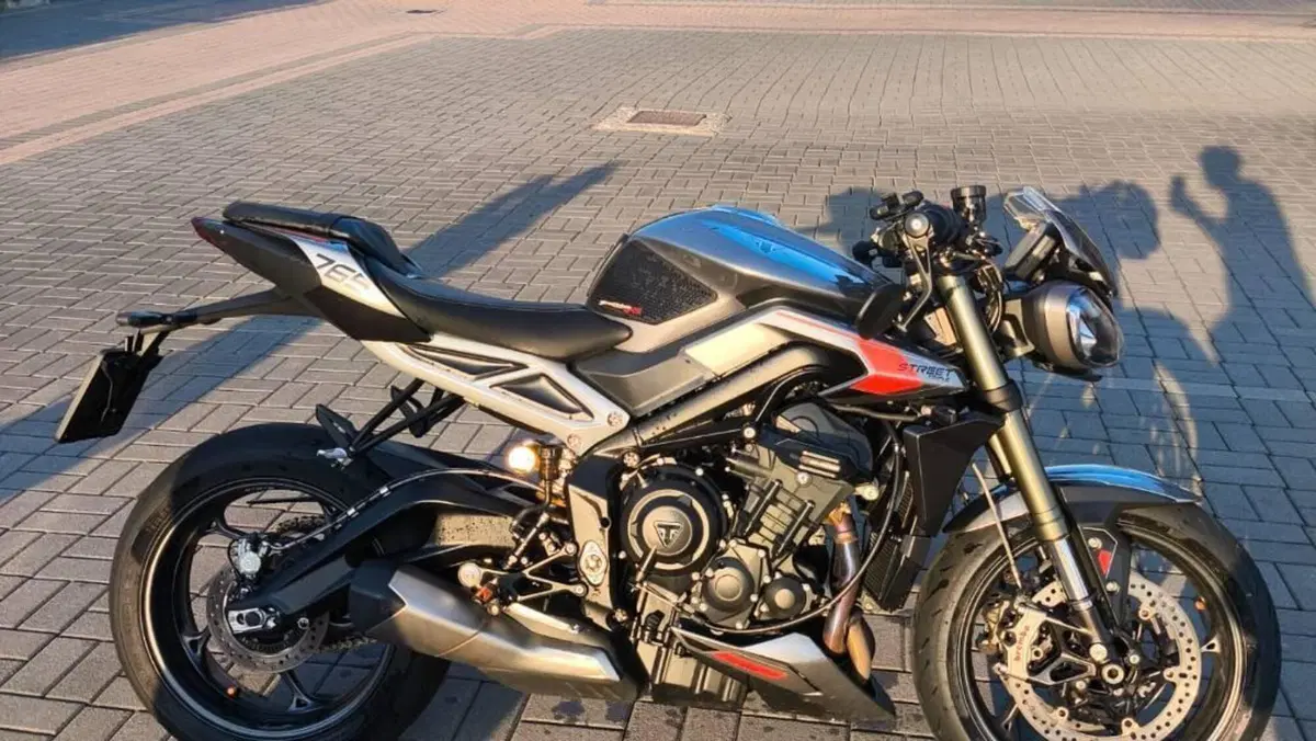 Triumph Street Triple 765 RS (2023 - 26)  (4)