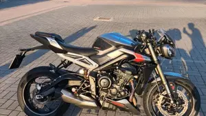Triumph Street Triple 765 RS (2023 - 26)  (4)