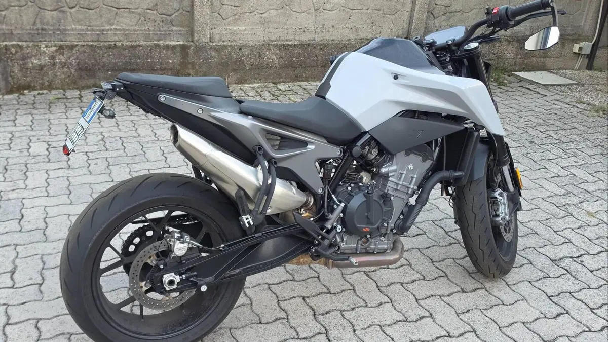 KTM 790 Duke L (2023 - 24)  (5)