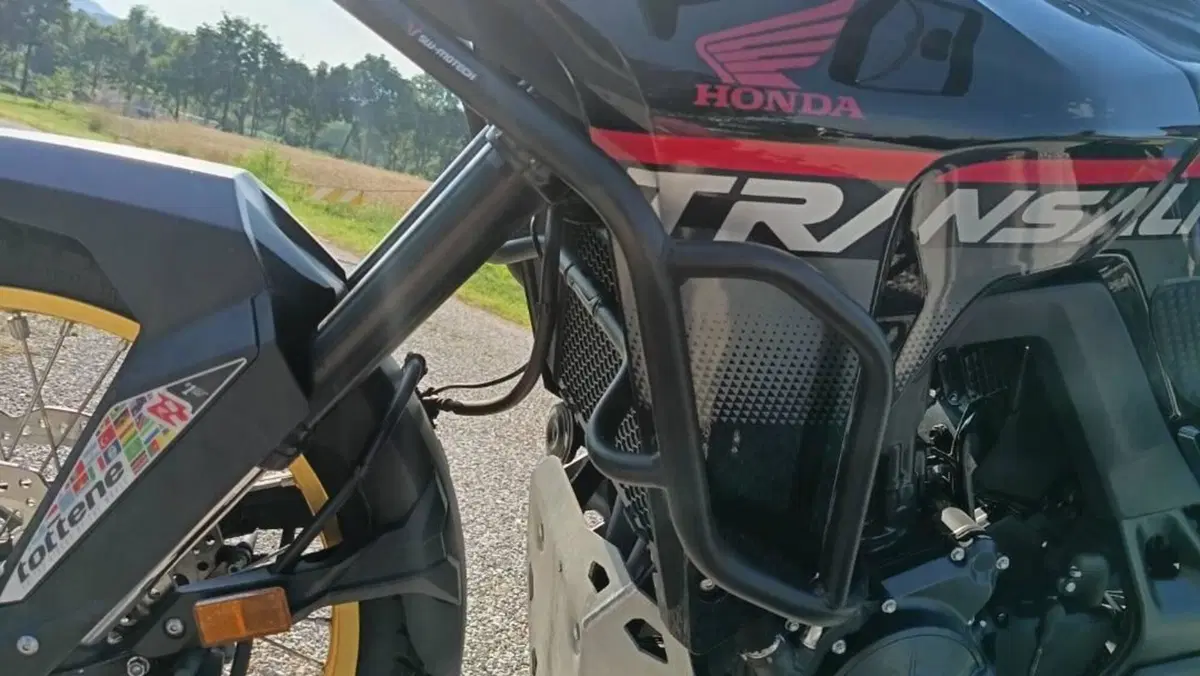 Honda Transalp XL750 (2025)  (2)