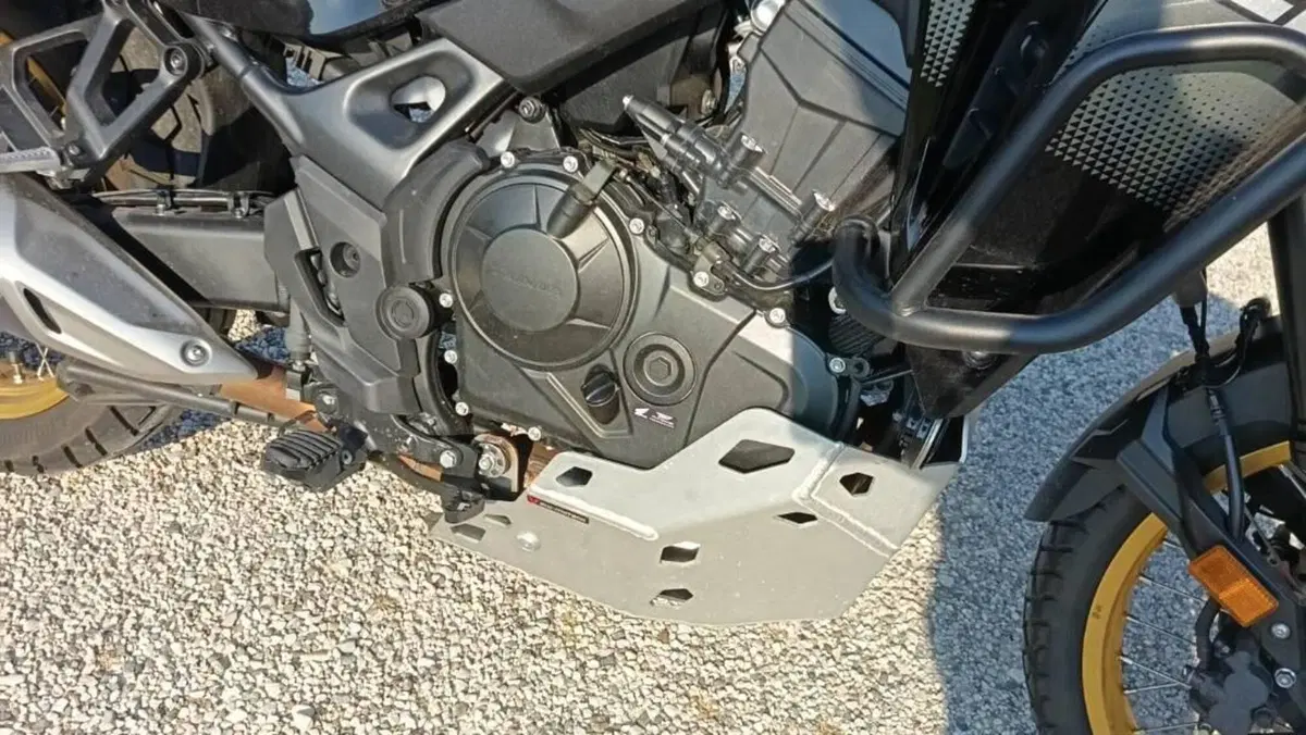 Honda Transalp XL750 (2025)  (4)