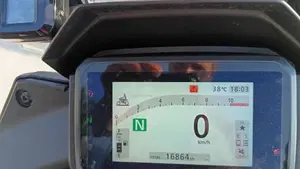 Honda Transalp XL750 (2025)  (5)