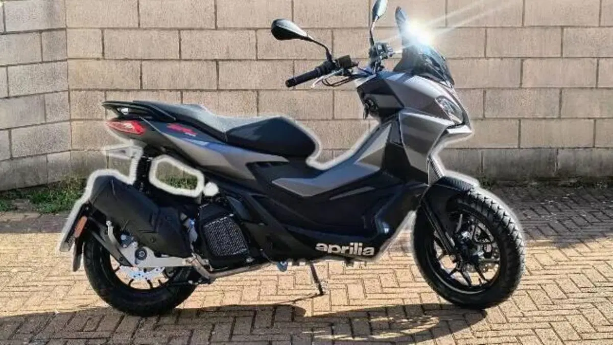 Aprilia SR GT 200 (2025 - 26)  (2)