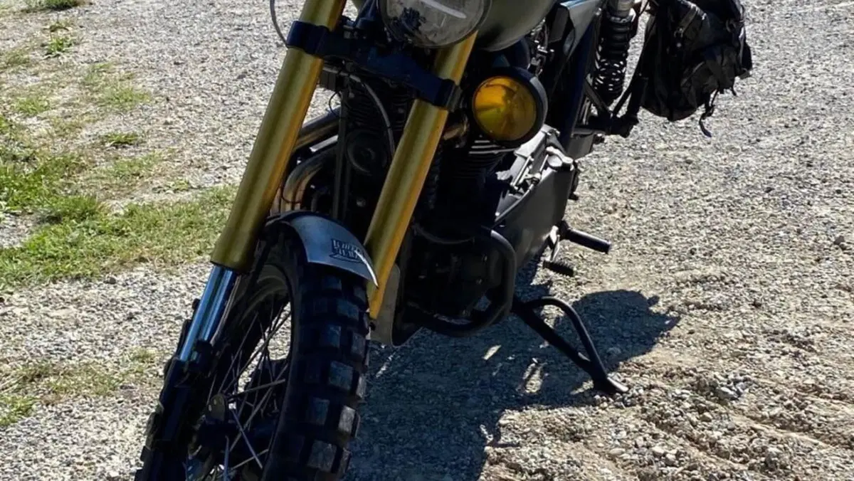 Triumph Scrambler (2006 - 17)  (4)
