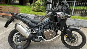 Honda Africa Twin CRF 1100L ES (2024 - 26)  (4)