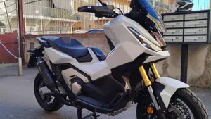 Honda X-ADV 750 (2025 - 27)  (2)