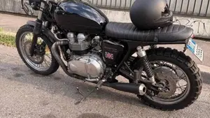 Triumph Bonneville T100 (2008 - 16)  (12)