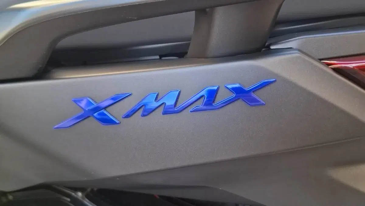 Yamaha X-Max 300 (2025 - 26)  (8)