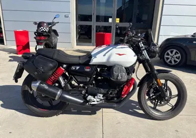 Moto Guzzi V7 Stone Ten (2024 - 25) - Annuncio 10113136