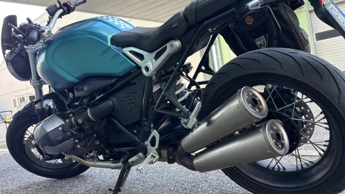 Bmw R nineT Pure (2021 - 24)  (2)