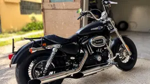 Harley-Davidson 1200 Custom CB (2013 - 17) - XL 1200CB  (2)