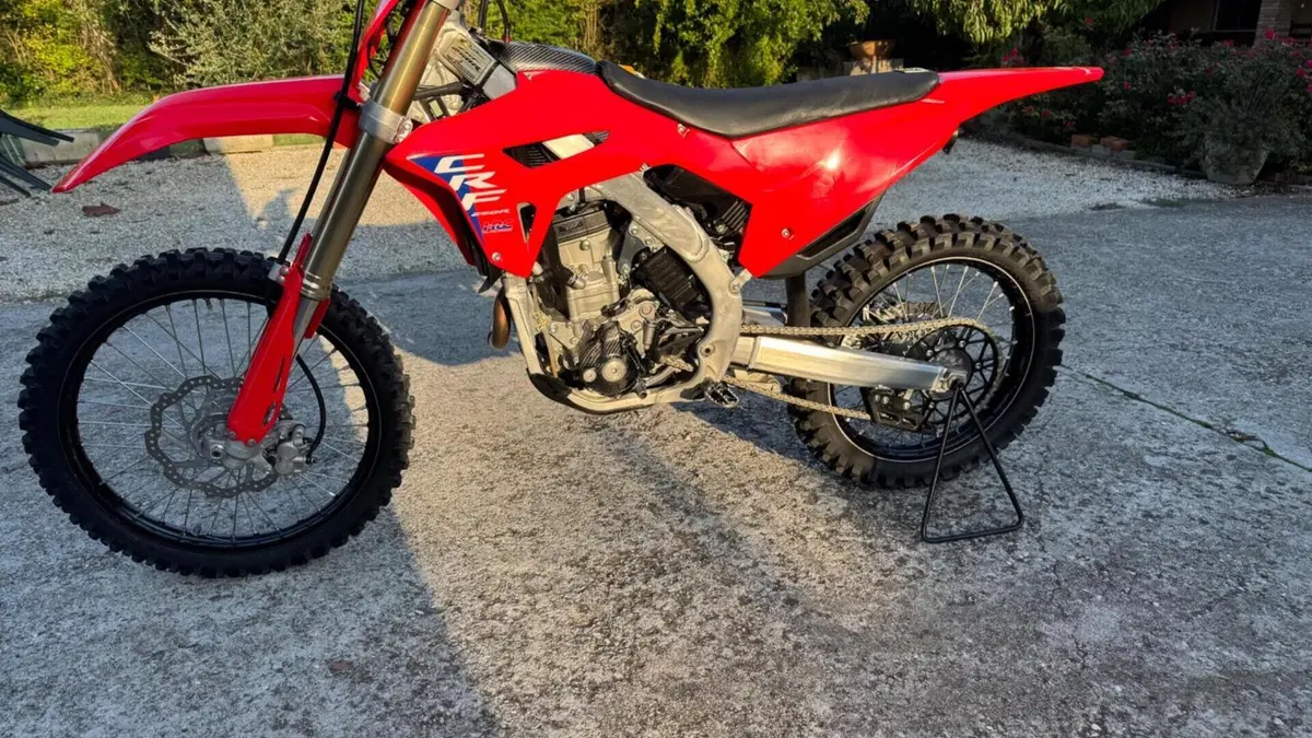 Honda CRF 250R (2024) 