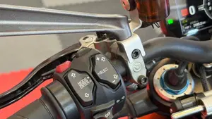 Ducati Streetfighter V4 1100 S (2021 - 22)  (11)