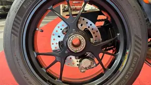Ducati Streetfighter V4 1100 S (2021 - 22)  (12)