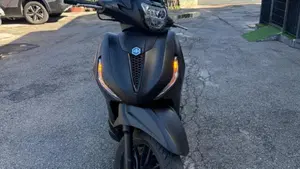 Piaggio Beverly 400 S ABS-ASR (2021 - 24) 