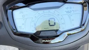 Piaggio Beverly 400 S ABS-ASR (2021 - 24)  (4)