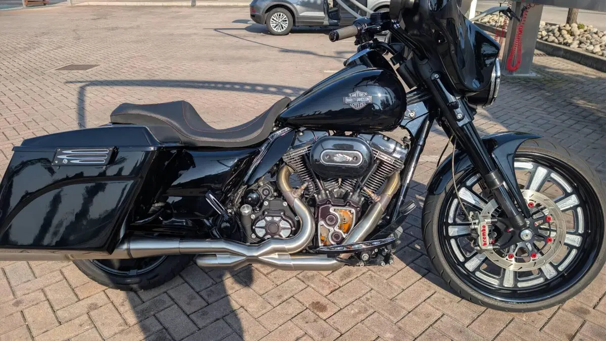 Harley-Davidson 1584 Street Glide (2008 - 10) - FLHX  (14)