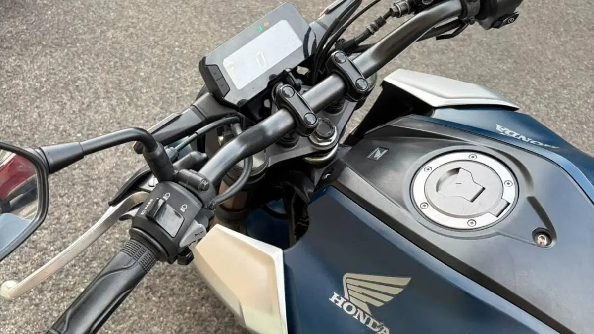 Honda CB 125 R (2021 - 23)  (3)