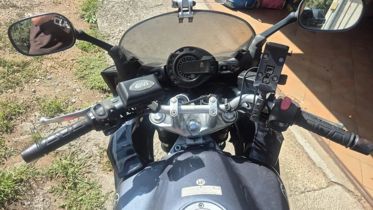 Yamaha FZ6 Fazer (2004 - 07)  (2)