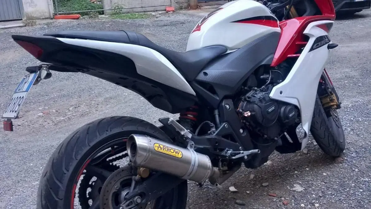 Honda CBR 600 F (2011 - 13)  (2)