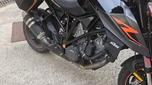 KTM 1290 Super Duke R (2019)  (5)