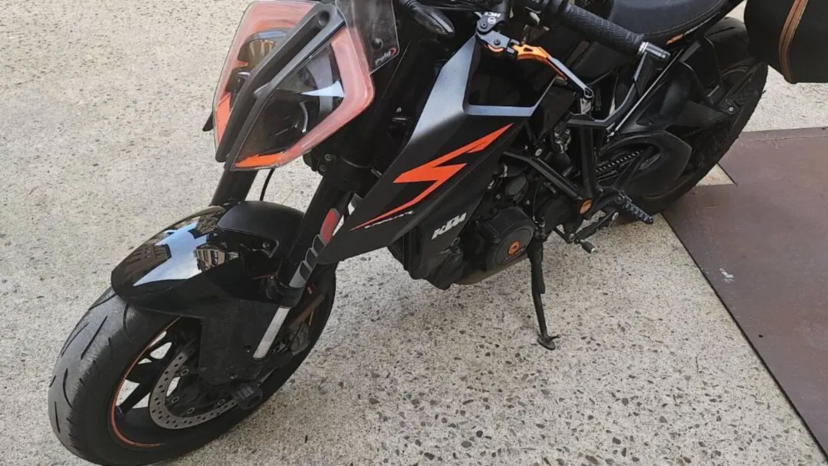 KTM 1290 Super Duke R (2019)  (7)
