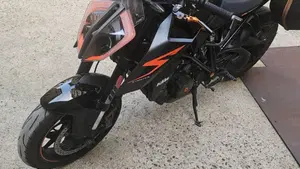 KTM 1290 Super Duke R (2019)  (7)
