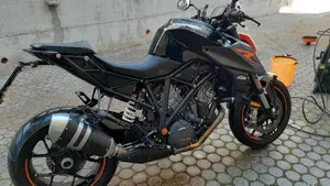 KTM 1290 Super Duke R (2019)  (10)