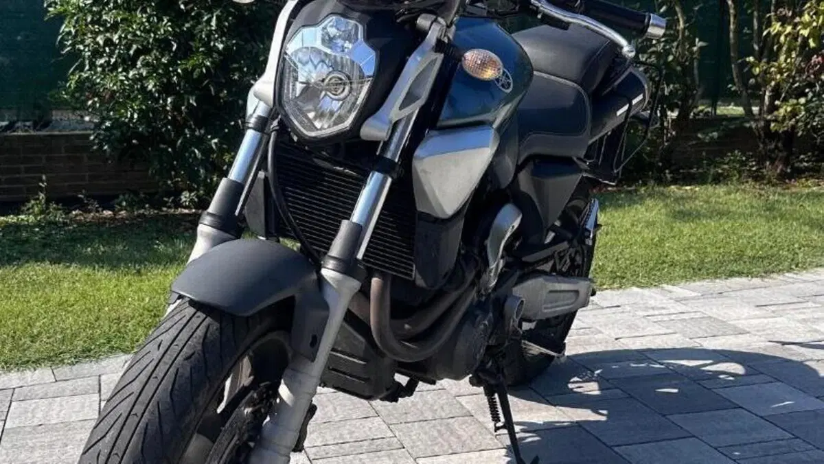 Yamaha MT-03 (2006 - 14)  (3)