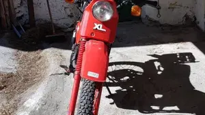 Honda   (4)