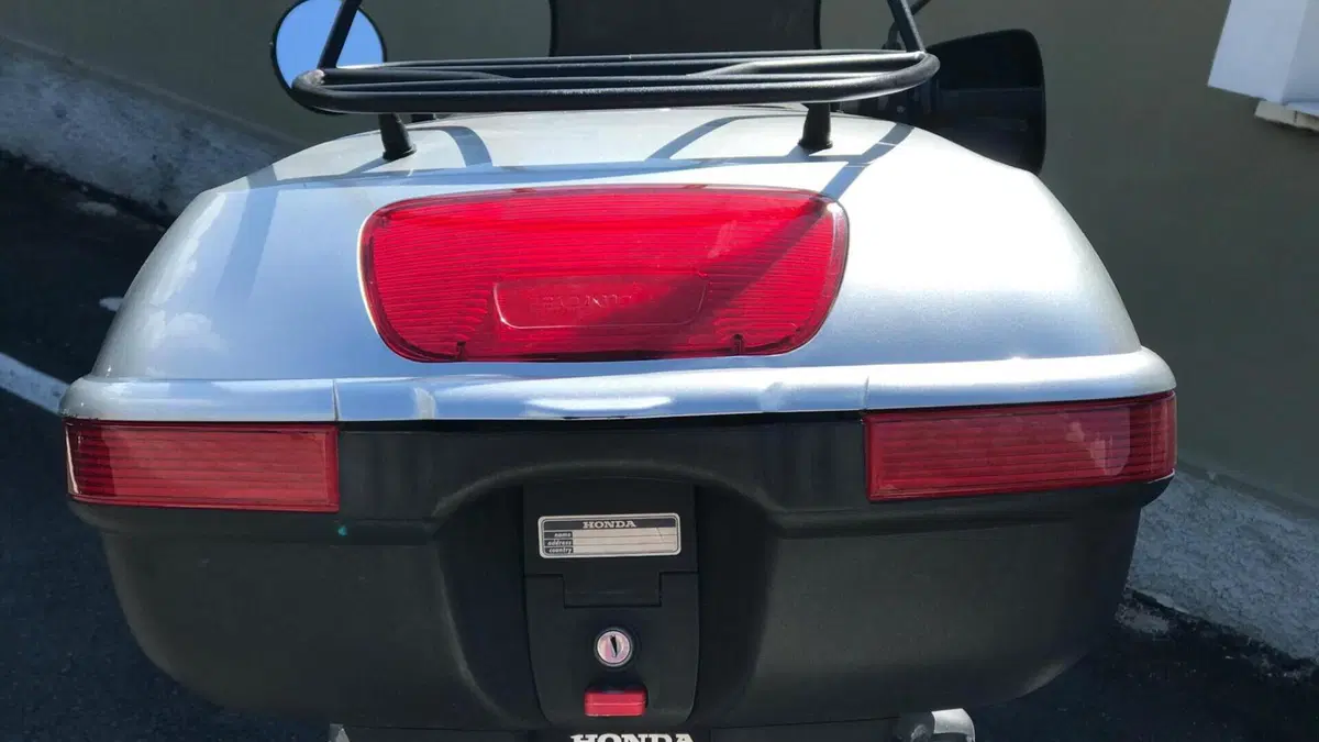 Honda Transalp XL 650V (2005 - 06)  (7)