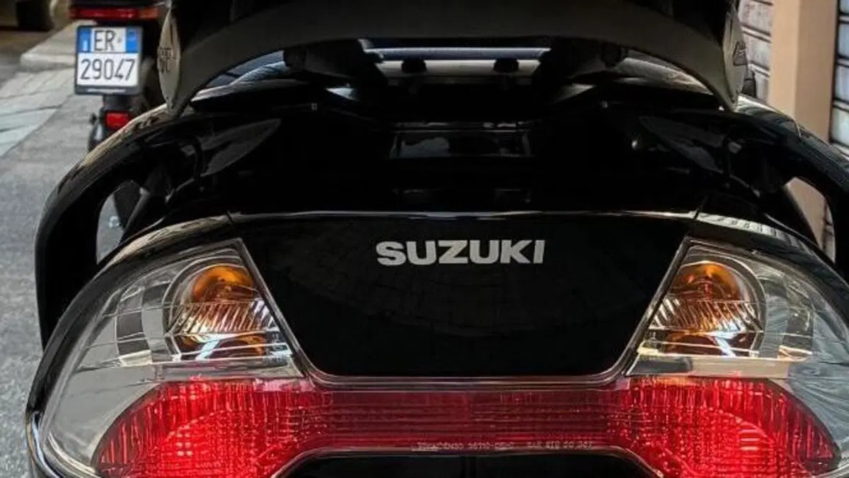 Suzuki Burgman AN 400 (2008 - 13)  (7)