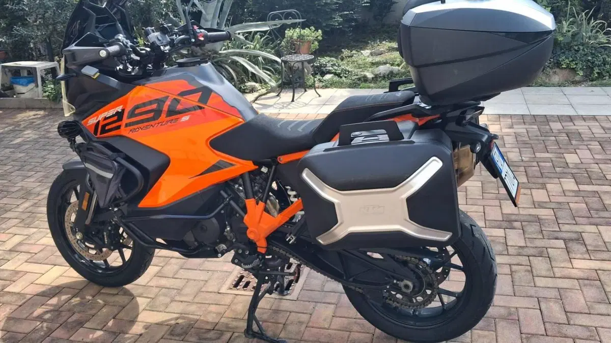 KTM 1290 Super Adventure S (2021 - 25)  (2)