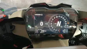 Ducati Panigale V4 (2022 - 24)  (4)