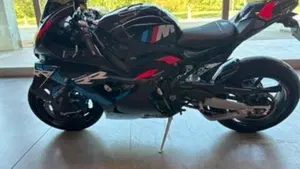 Bmw M 1000 RR (2023 - 24)  (2)