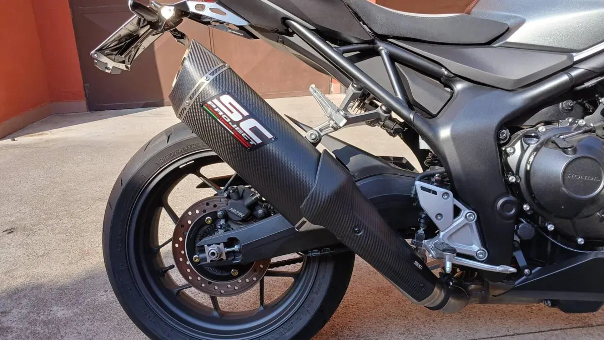 Honda CB 1000 Hornet (2025 - 26)  (5)
